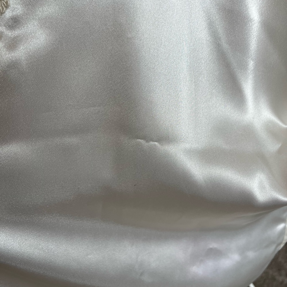 Vintage Victoria's Secret Bridal Robe Dressing Gown with lace sequins - Picture 8 of 11